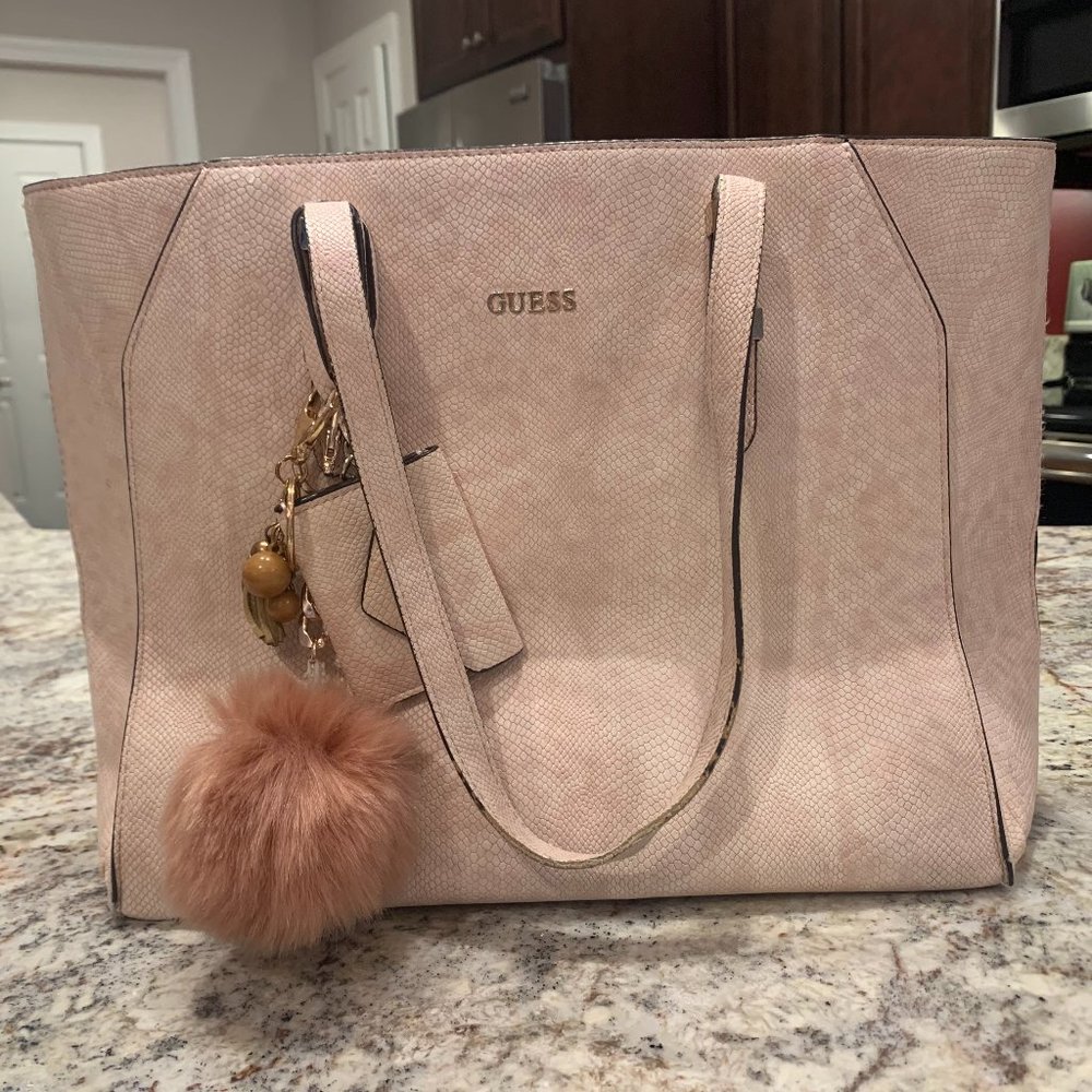 Guess Gia Medium Tote